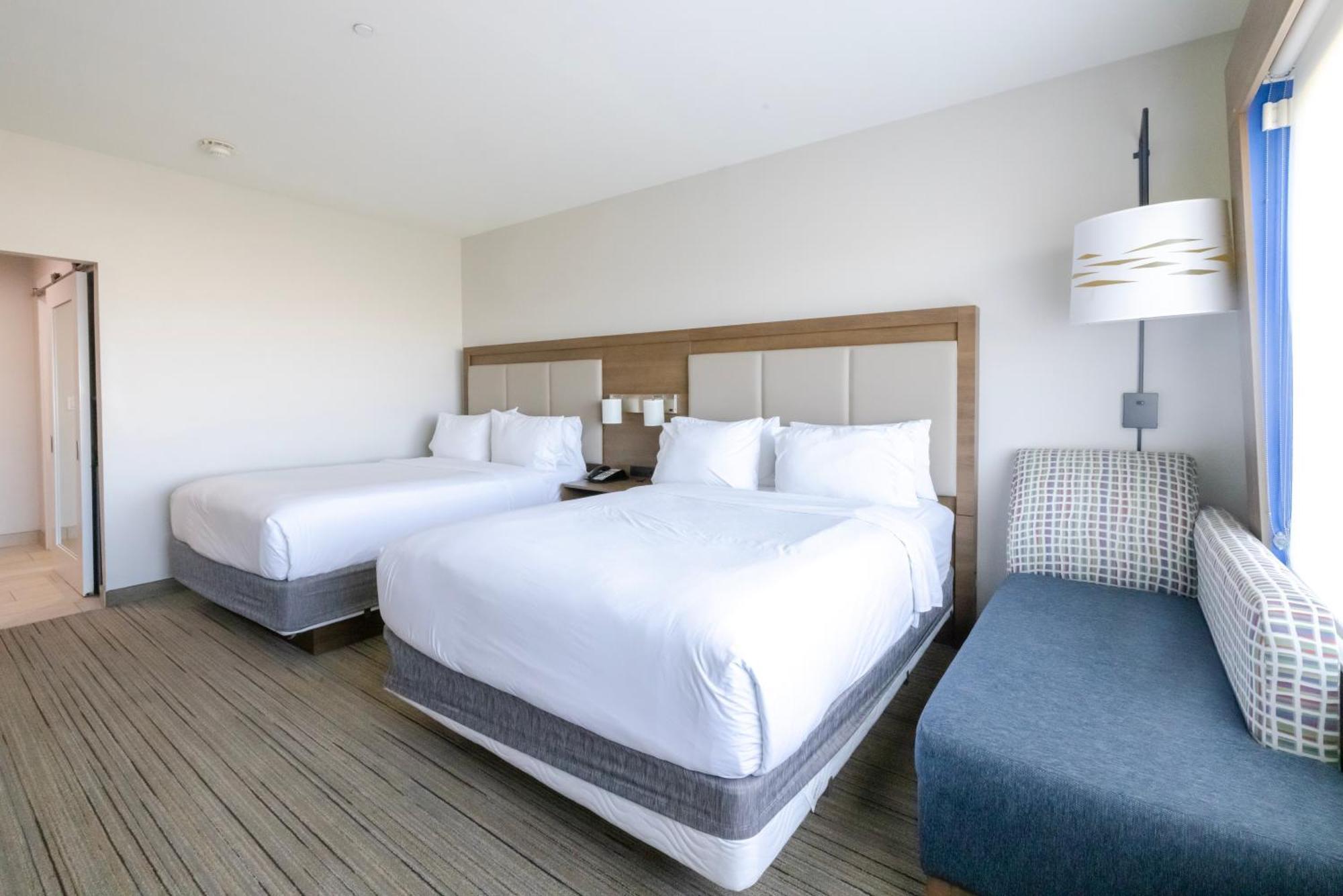 Express & Dallas Ne Arboretum Hotel Garland